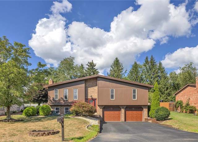 Property at 2412 Brownfield Dr, Hempfield Twp - Wml, PA 15601, 3 beds, 2.5 baths