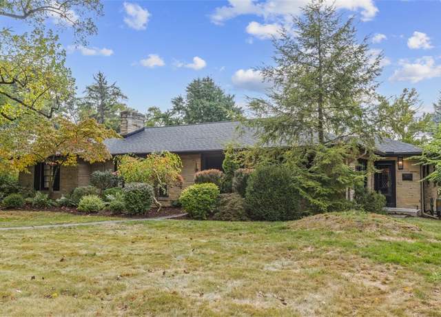 Property at 312 Old Clairton Rd, Pleasant Hills, PA 15236, 3 beds, 2.5 baths
