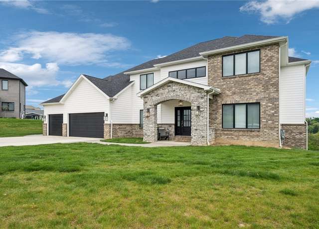 Property at 7516 Alvina Ct, North Huntingdon, PA 15642, 4 beds, 4.5 baths