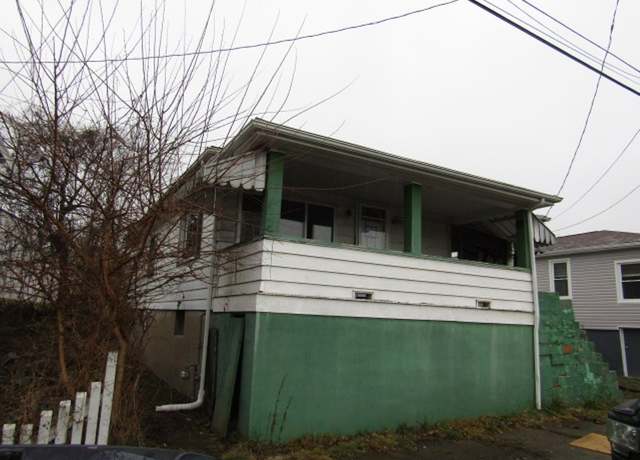 Property at 209 Linn Ave, City Of Washington, PA 15301, 3 beds, 1.5 baths