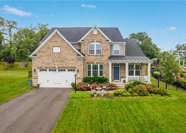 Property at 1761 Stevensan Dr, Franklin Park, PA 15143, 4 beds, 3.5 baths