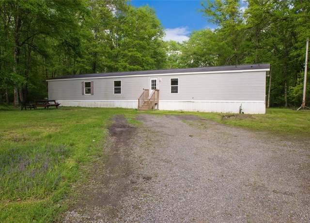 Property at 640 Kiester Rd, Slippery Rock Twp - But, PA 16057, 3 beds, 2.5 baths