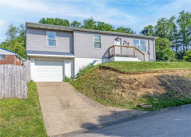 Property at 453 Center St, Hyde Park, PA 15641, 3 beds, 2 baths