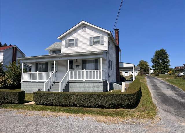 Property at 210 Perry St, Punxsutawney Area School District, PA 15767, 4 beds, 1.5 baths