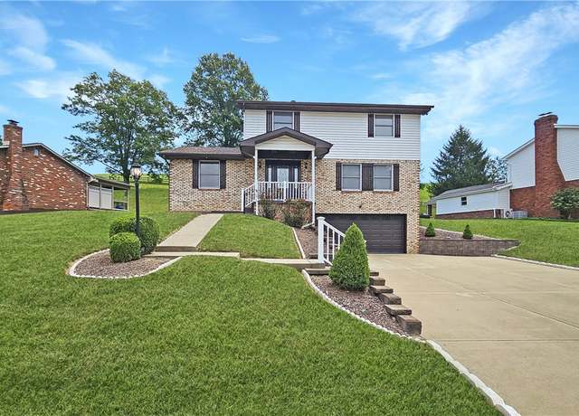 Property at 30 Holly Ridge Rd, N Franklin Twp, PA 15301, 3 beds, 2.5 baths