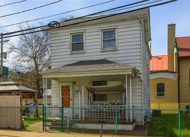 Property at 206 Walnut St, Carnegie, PA 15106, 3 beds, 2 baths