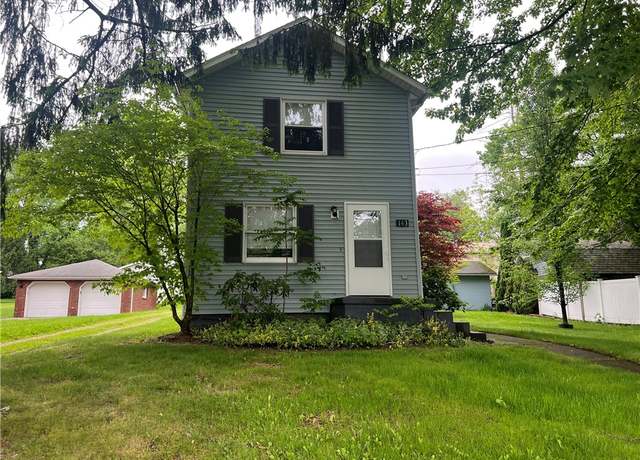 Property at 143 College Ave, Hempfield Twp - Mer, PA 16125, 2 beds, 1 bath
