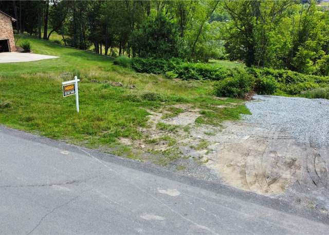 Property at LOT 8 Timbercrest Cir, Cecil, PA 15321