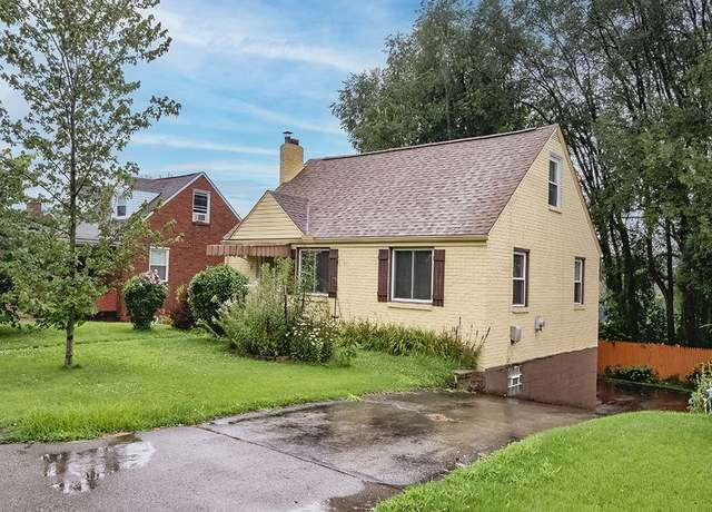 Property at 611 Maplehurst Dr, N Versailles, PA 15137, 3 beds, 2 baths