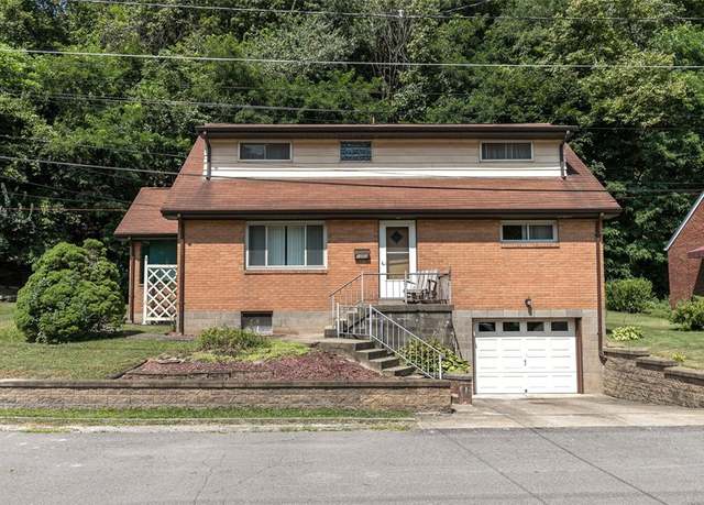 Property at 1000 Pennsylvania Ave, Pitcairn, PA 15140, 4 beds, 3 baths