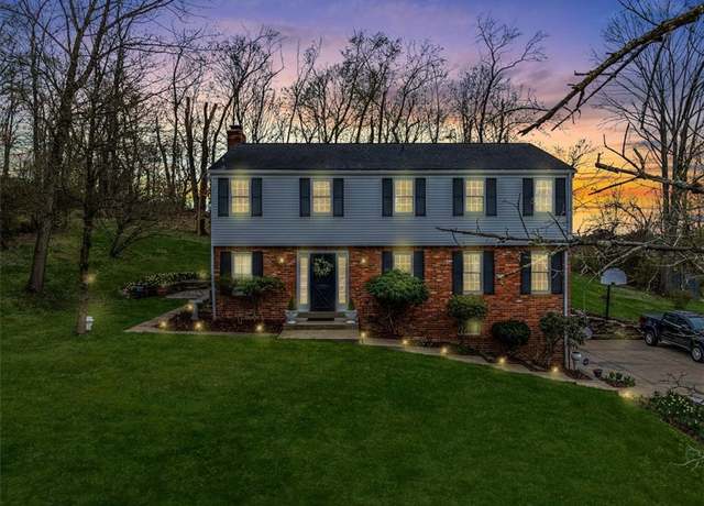 Property at 112 Carol Dr, Peters Twp, PA 15317, 4 beds, 2.5 baths