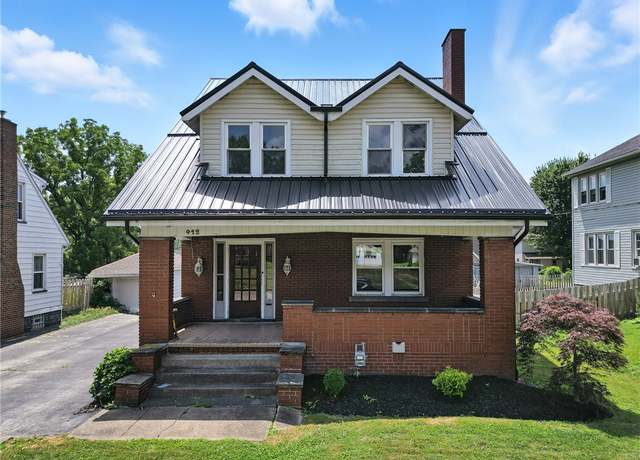 Property at 412 Norwood Ave, New Castle/2nd, PA 16105, 4 beds, 1.5 baths