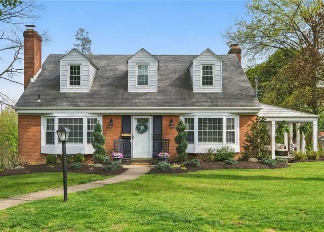 Property at 570 Richland Rd, Mt. Lebanon, PA 15228, 3 beds, 2.5 baths