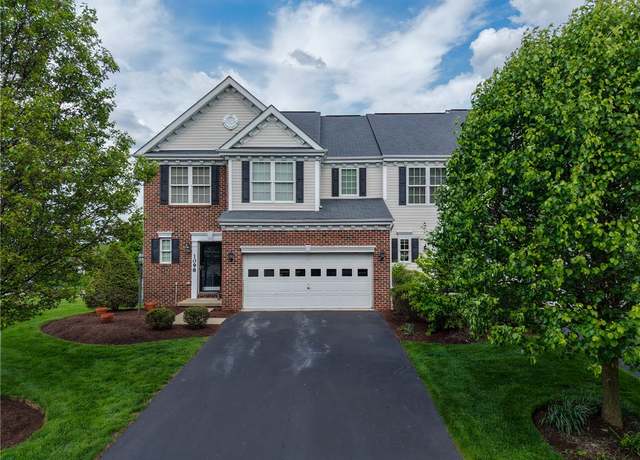 Property at 1098 Bayberry Dr, North Strabane, PA 15317, 4 beds, 3 baths