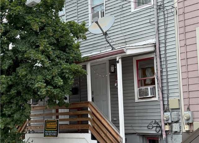 Property at 185 1/2 42nd St, Lawrenceville, PA 15201, 3 beds, 1.5 baths