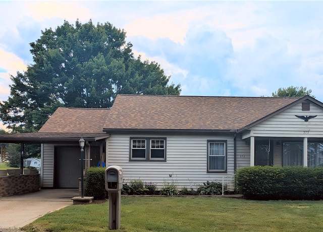 Property at 373 Pittsburgh St, Derry Twp, PA 15671, 3 beds, 1.5 baths