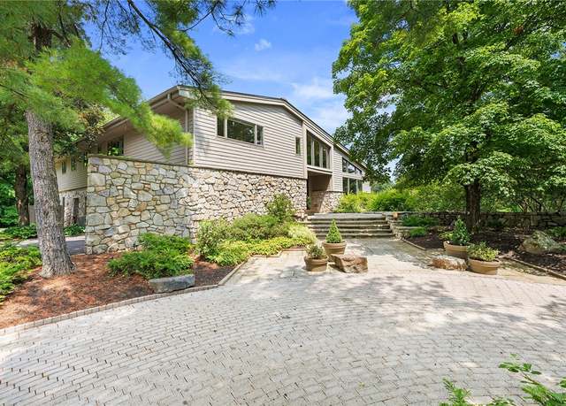 Property at 106 Fair Acres Dr, Sewickley Heights, PA 15143, 5 beds, 5.5 baths