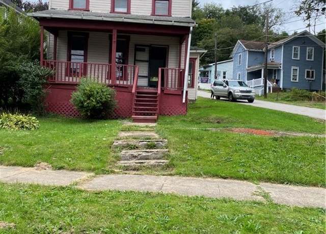 Property at 11947 Pennsylvania Ave, Vernon Twp, PA 16335, 3 beds, 1 bath