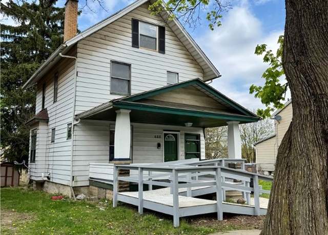 Property at 688 S Oakland Ave, Sharon, PA 16146, 4 beds, 2 baths