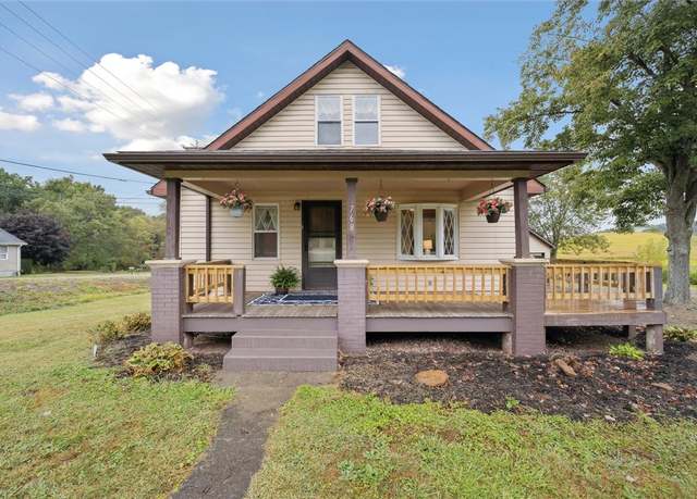 Property at 768 Saxonburg Blvd, Clinton Twp, PA 16056, 3 beds, 1.5 baths