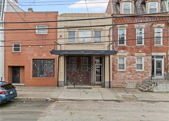 Property at 1912 Jane St #2, South Side, PA 15203, 2 beds, 2 baths
