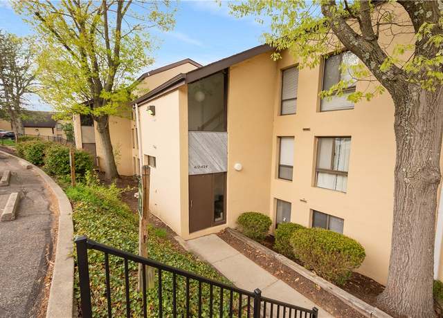 Property at 2034 Swallow Hill Rd #420, Scott Twp - Sal, PA 15220, 2 beds, 1 bath