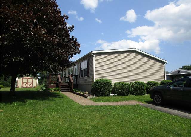 Property at 615 Amy Ln, Center Twp - But, PA 16001, 3 beds, 2 baths
