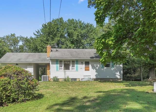 Property at 530 Helen St, Rochester Twp, PA 15074, 2 beds, 1 bath