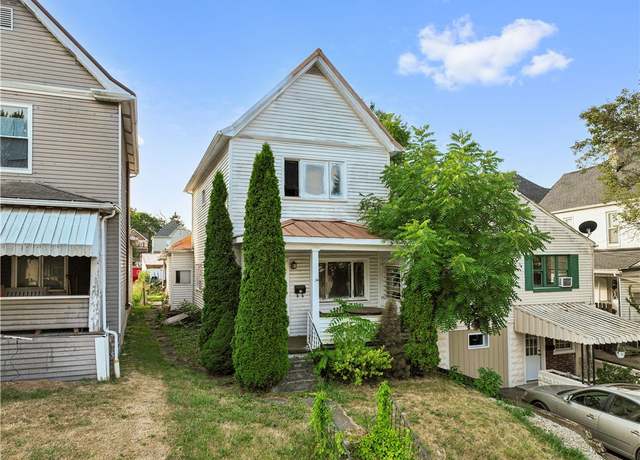 Property at 110 Woodland Ave, City Of Washington, PA 15301, 2 beds, 2 baths