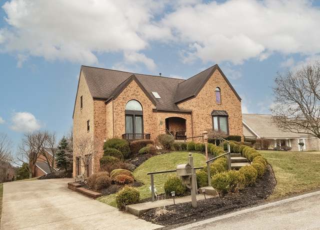 Property at 4 Glennvue Dr, Robinson Twp - Nwa, PA 15205, 4 beds, 3.5 baths