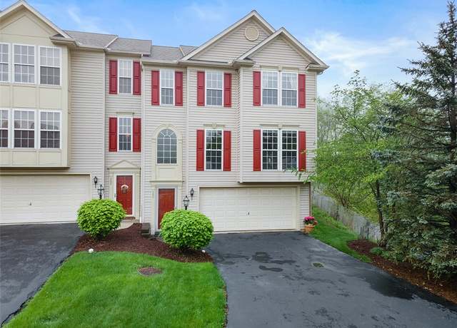 Property at 200 Blue Grass Cir, Monroeville, PA 15146, 3 beds, 2.5 baths