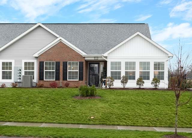 Property at 1042 Forest Oaks Dr, Center Twp - But, PA 16001, 2 beds, 2 baths