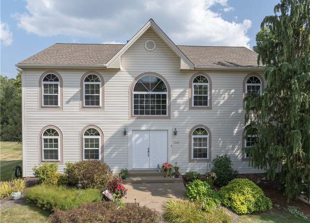 Property at 1347 Morgan Cir, North Strabane, PA 15317, 4 beds, 2.5 baths