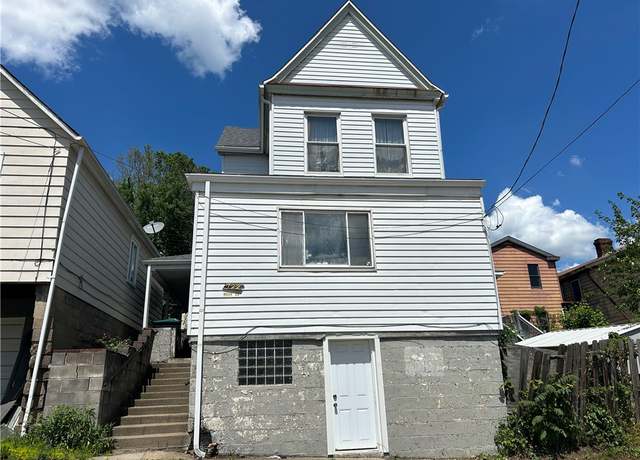 Property at 722 Mary St, Mckees Rocks, PA 15136, 2 beds, 1 bath