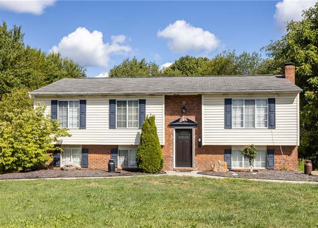Property at 331 Rolling Hills Rd, Economy, PA 15042, 3 beds, 2.5 baths