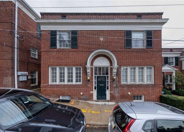 Property at 938 Bellefonte St, Shadyside, PA 15232, 3 beds, 1.5 baths
