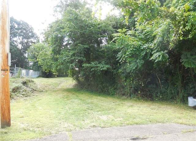 Property at 1747 Grant St, Aliquippa, PA 15001