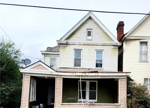 Property at 2709 Beaver St, Mckeesport, PA 15132, 5 beds, 1.5 baths