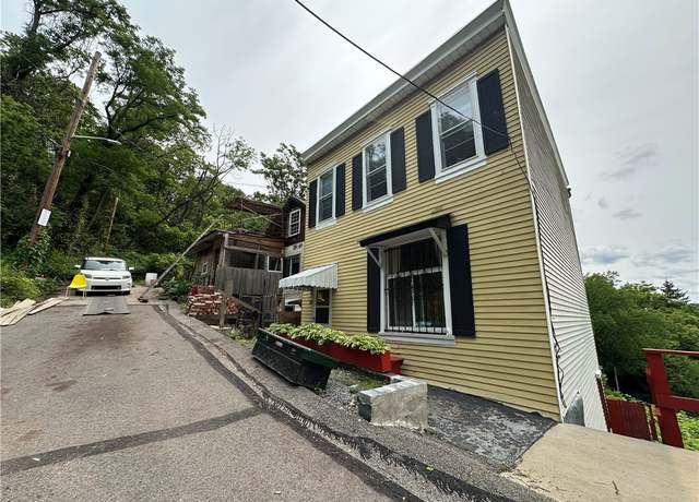 Property at 26 Gazzam St, E Pittsburgh, PA 15213, 2 beds, 1 bath