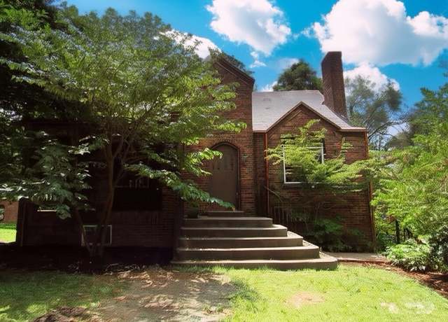 Property at 902 Delafield Rd, Fox Chapel, PA 15215, 3 beds, 2 baths