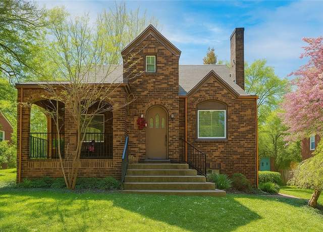 Property at 902 Delafield Rd, Fox Chapel, PA 15215, 3 beds, 2 baths