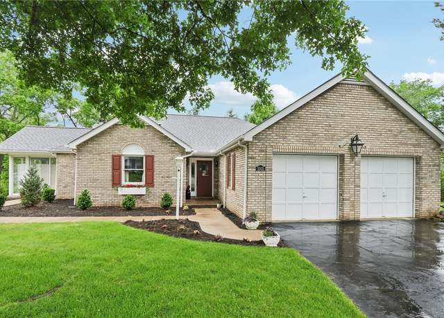 Property at 1005 Lakemont Dr, South Fayette, PA 15017, 3 beds, 2 baths