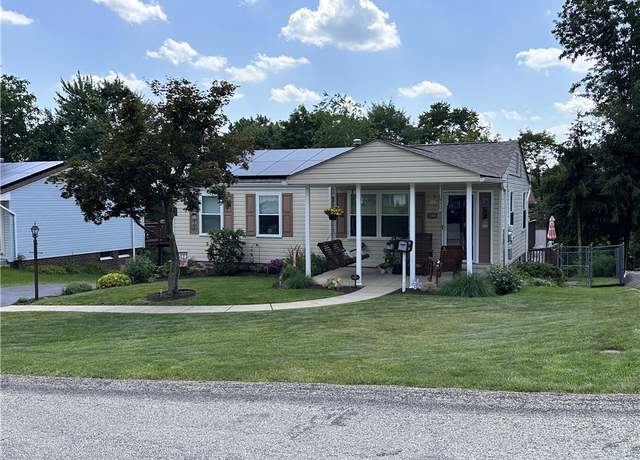 Property at 734 Vanderbilt Dr, Monroeville, PA 15146, 3 beds, 1.5 baths