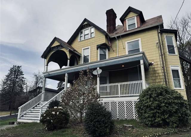 Property at 240 W Riverview Ave, Bellevue, PA 15202, 7 beds, 3 baths