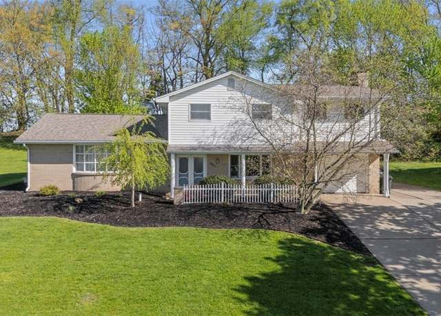 Property at 638 Morningstar Dr, Franklin Twp, PA 16117, 3 beds, 3.5 baths