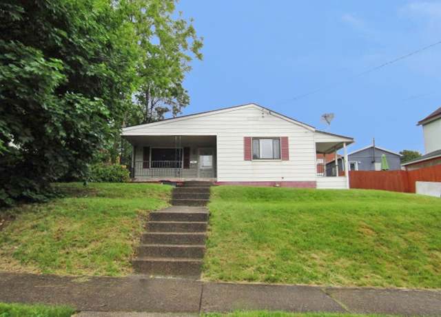Property at 945 Roup Ave, Brackenridge, PA 15014, 2 beds, 2 baths