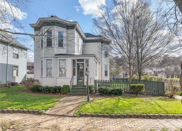 Property at 1100 Washington Ave, Monaca, PA 15061, 3 beds, 2 baths