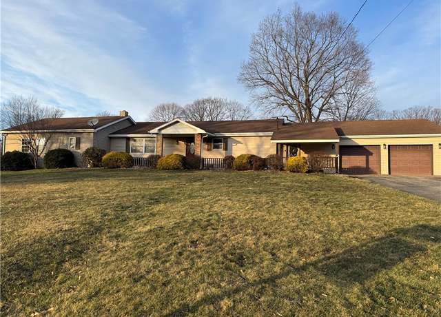 Property at 125 Hillside Rd, Derry Twp, PA 15627, 4 beds, 2 baths