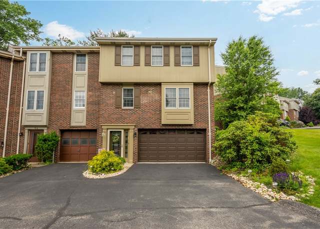 Property at 15 Hennig Dr, Whitehall, PA 15236, 3 beds, 1.5 baths