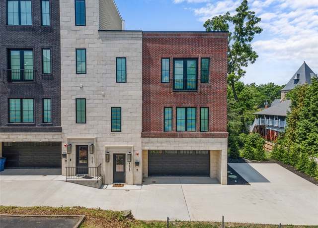 Property at 5135 5th Ave Unit E, Shadyside, PA 15232, 2 beds, 2.5 baths